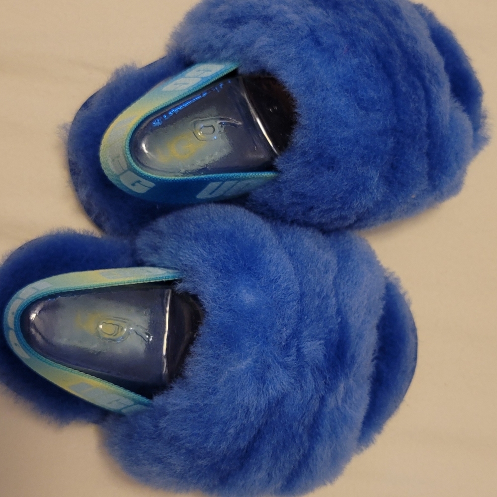 UGG